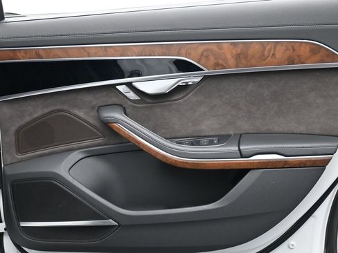 Used 2019 Audi A8 L 3.0T w/ Luxury Package image 23