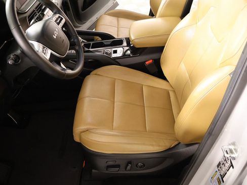 Used 2022 Kia Telluride SX w/ Nightfall Edition Package image 12