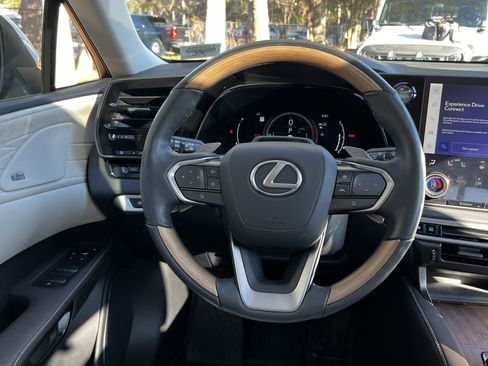 Used 2023 Lexus RX 350 FWD w/ Cold Area Package image 32