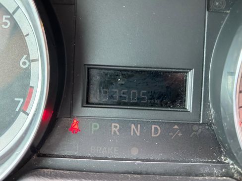 Used 2015 Dodge Grand Caravan SE image 20