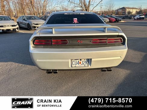 Used 2010 Dodge Challenger R/T image 8