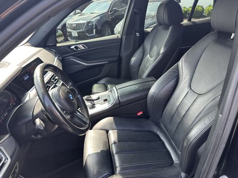 Used 2019 BMW X5 xDrive40i w/ M Sport Package AWD/4WD image 18