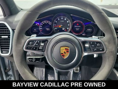 Used 2022 Porsche Cayenne S AWD/4WD image 30