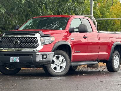 Used 2020 Toyota Tundra SR5 w/ SR5 Convenience Package