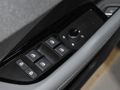 New 2026 Audi Q3 quattro 2.0T image 4