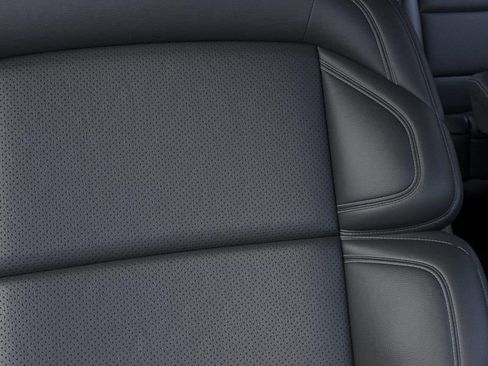 New 2026 Lincoln Navigator L Reserve AWD/4WD image 16