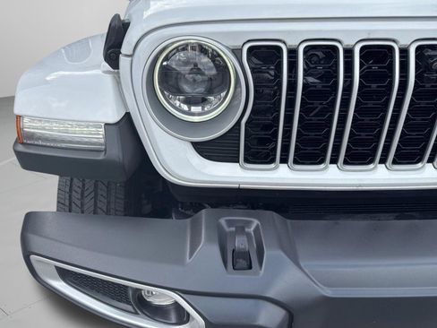 Used 2024 Jeep Wrangler Sahara w/ Technology Group image 29