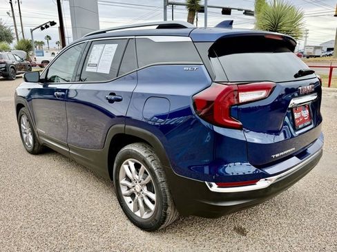 Used 2022 GMC Terrain SLT w/ LPO, Floor Liner Package image 5