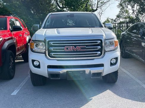 Used 2017 GMC Canyon SLT w/ Driver Alert Package AWD/4WD image 2