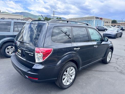 Used 2011 Subaru Forester 2.5X Premium AWD/4WD image 3