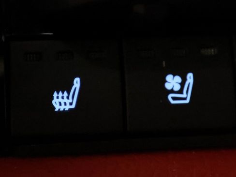 Used 2024 Toyota Sequoia TRD Pro image 36