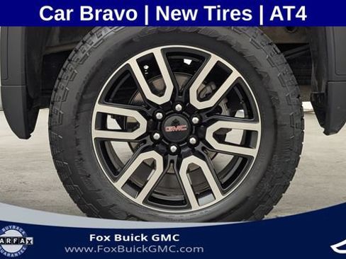 Certified 2025 GMC Sierra 1500 AT4 w/ AT4 Premium Package AWD/4WD image 36