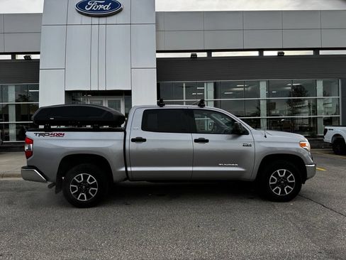 Used 2016 Toyota Tundra SR5 w/ TRD Off Road Package AWD/4WD image 34