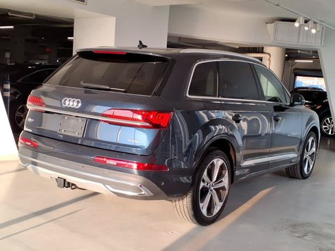 Used 2023 Audi Q7 3.0T Prestige w/ Prestige Package AWD/4WD image 4