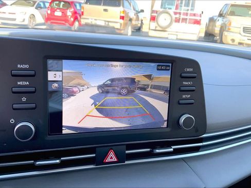 Used 2025 Hyundai Elantra Sport image 29