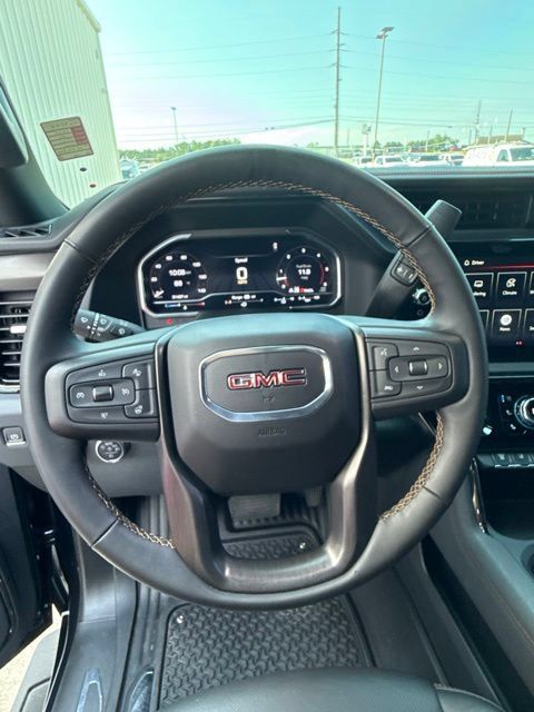Used 2024 GMC Sierra 2500 AT4 w/ AT4 Premium Plus Package AWD/4WD image 34