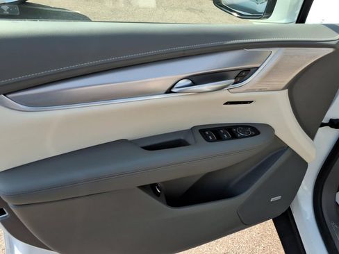 Used 2024 Cadillac XT5 Premium Luxury w/ LPO, Floor Liner Package AWD/4WD image 11