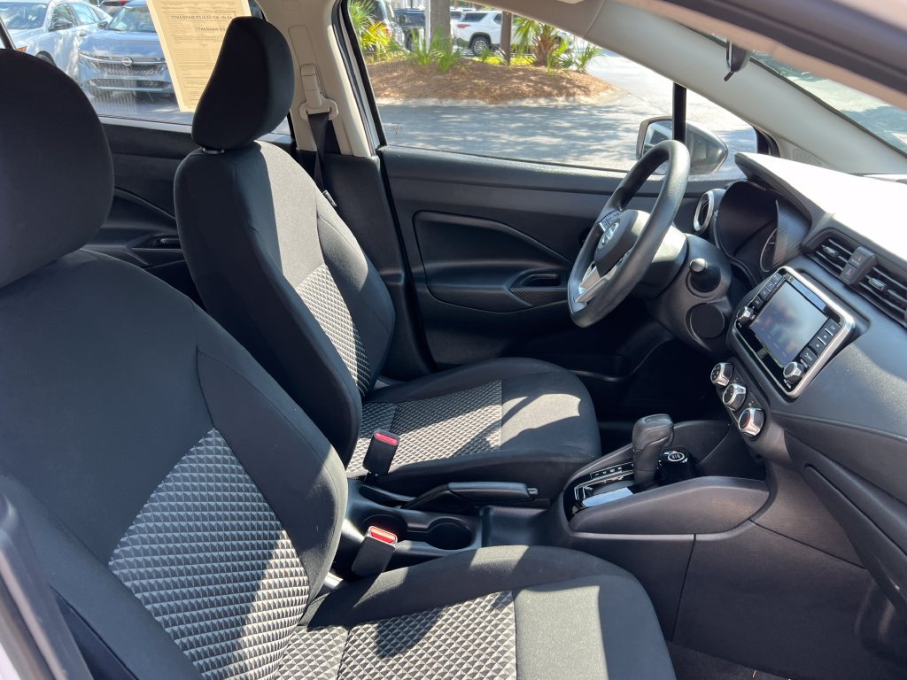 Used 2021 Nissan Versa S FWD image 19