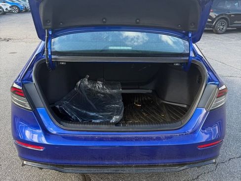 Used 2025 Honda Accord Sport image 12