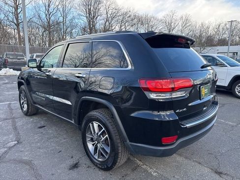 Used 2022 Jeep Grand Cherokee Limited image 20