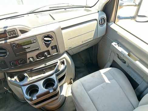 Used 2015 Ford E-450 and Econoline 450 Super Duty w/ Power Windows & Locks Group RWD image 11