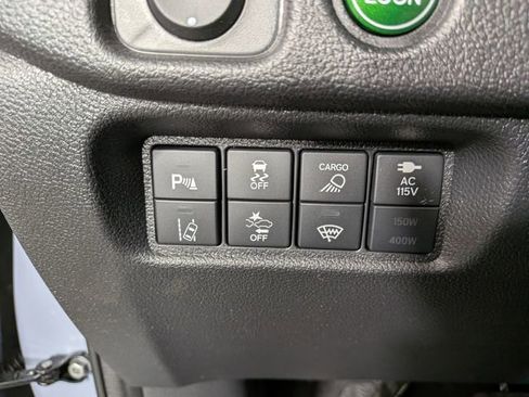 New 2026 Honda Ridgeline Black Edition image 12