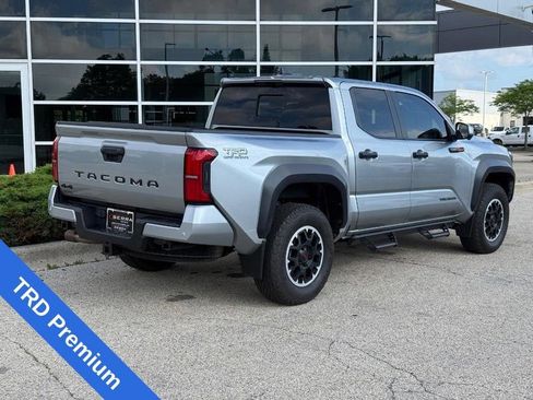 Used 2024 Toyota Tacoma TRD Off-Road w/ TRD Off Road Premium Package AWD/4WD image 3