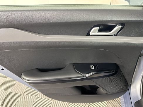 Used 2021 Kia K5 LXS FWD image 24