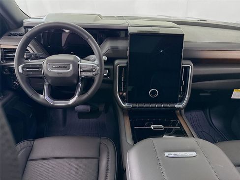 New 2026 GMC Yukon XL Denali w/ Sun & Power Step Package AWD/4WD image 2