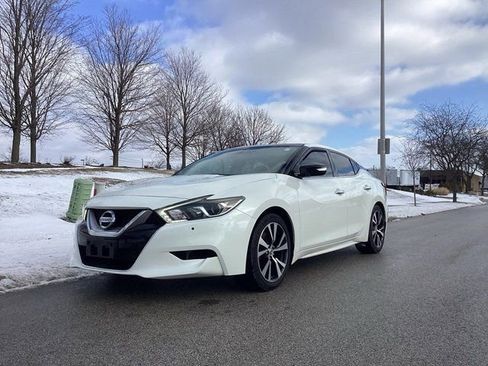 Used 2017 Nissan Maxima 3.5 SL image 2