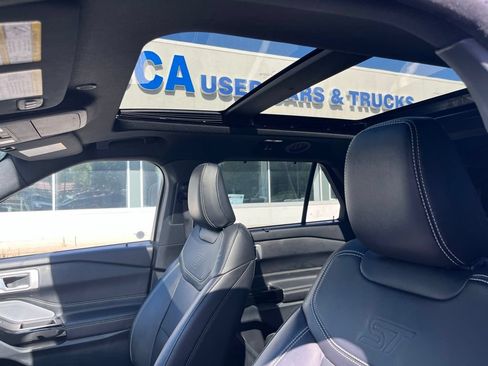 Used 2023 Ford Explorer ST w/ Equipment Group 401A AWD/4WD image 8
