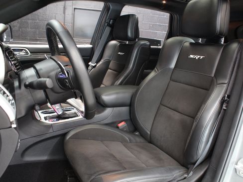 Used 2020 Jeep Grand Cherokee SRT AWD/4WD image 45