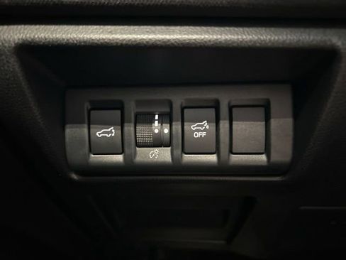 Used 2025 Subaru Outback Premium AWD/4WD image 58