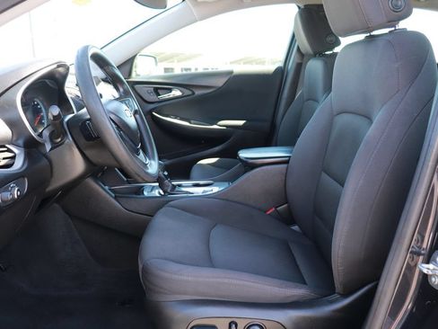 Used 2023 Chevrolet Malibu LT FWD image 11