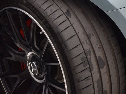 Used 2025 Mercedes-Benz E 53 AMG e 4MATIC Sedan image 29