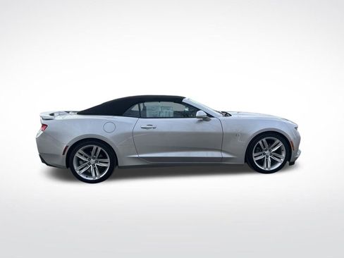 Used 2018 Chevrolet Camaro LT image 6
