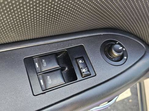 Used 2012 Dodge Challenger R/T RWD image 25