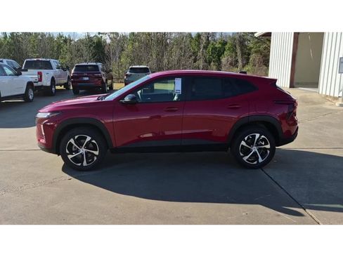 New 2026 Chevrolet Trax RS w/ Driver Confidence Package image 5