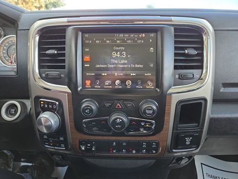 Used 2014 RAM 1500 Laramie w/ Convenience Group image 26