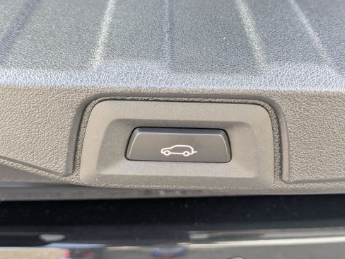 New 2026 BMW X5 xDrive40i w/ M Sport Package image 34