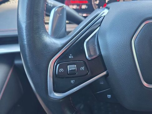 Used 2021 Chevrolet Corvette Stingray Coupe w/ Z51 Performance Package RWD image 29