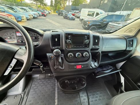 Used 2021 RAM ProMaster 2500 FWD image 13