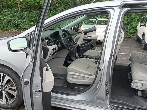 Used 2024 Honda Odyssey Touring image 10