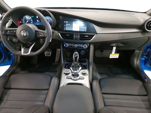 New 2025 Alfa Romeo Giulia AWD w/ Veloce Package AWD image 9