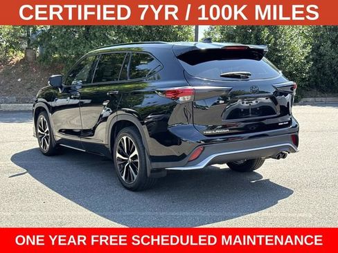 Used 2022 Toyota Highlander XSE AWD/4WD image 4