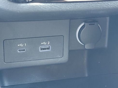 Certified 2022 Nissan Kicks SR FWD image 13