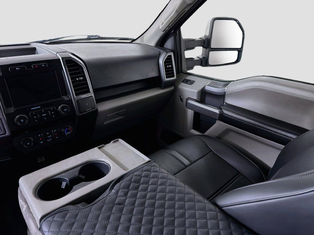 Used 2020 Ford F150 XLT w/ Equipment Group 302A Luxury AWD/4WD image 19