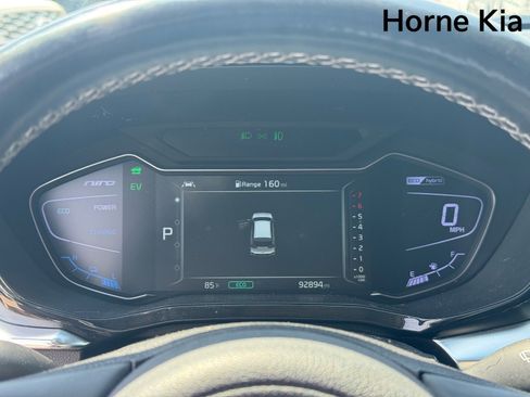 Used 2022 Kia Niro EX Premium FWD image 17