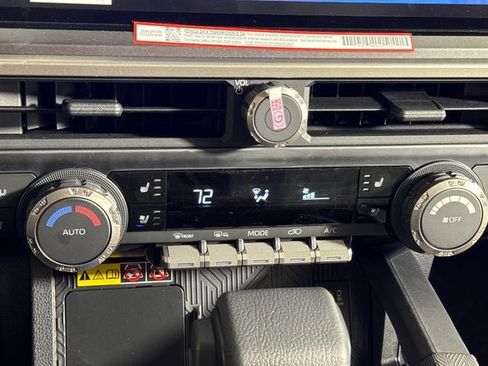 New 2026 Toyota 4Runner TRD Off-Road Premium AWD/4WD image 32
