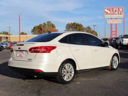 Used 2016 Ford Focus Titanium w/ Exterior Protection Package image 4